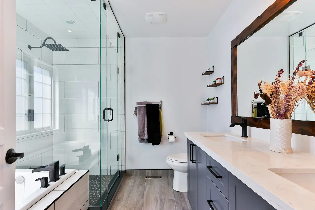 Spotless, freshly cleaned bathroom in a Monroe, WA home